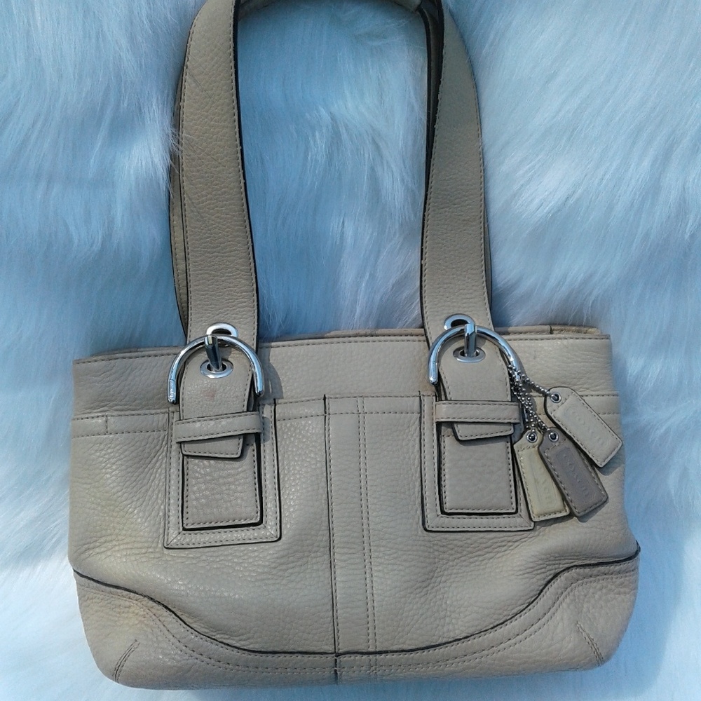 Coach handbag. - Picture 6 of 6